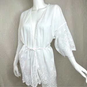 In Bloom by Jonquil White Eyelet Cotton Robe Kimono Cover-Up